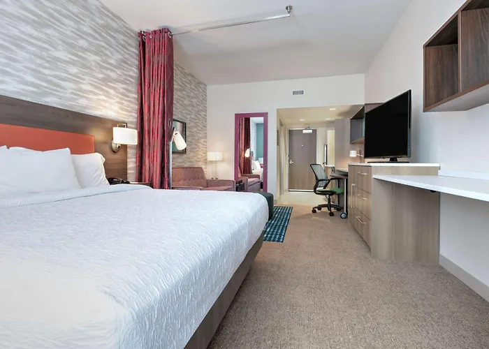 Home2 By Hilton Airport Hotel