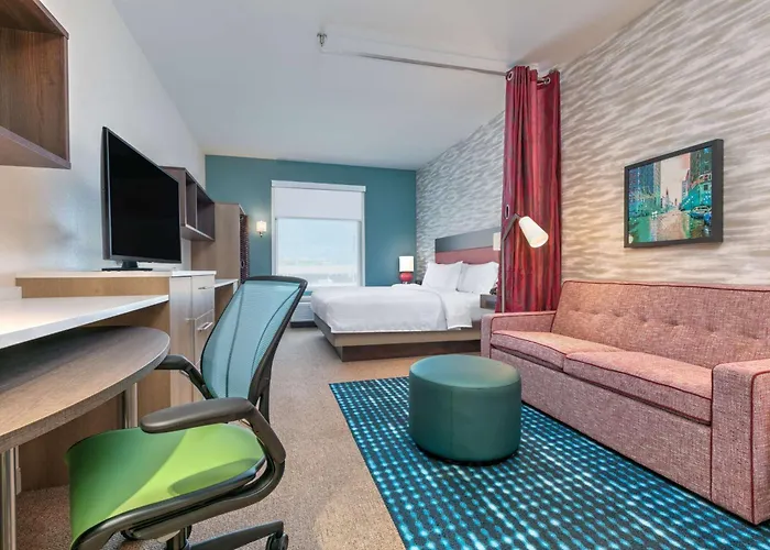 Hotel Home2 By Hilton Airport 3*